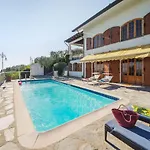 Mistral By Interhome Tatil Evi Corsanico-Bargecchia