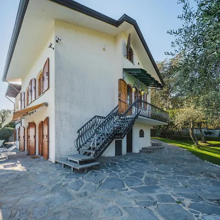 Mistral By Interhome Casa vacanze Corsanico-Bargecchia