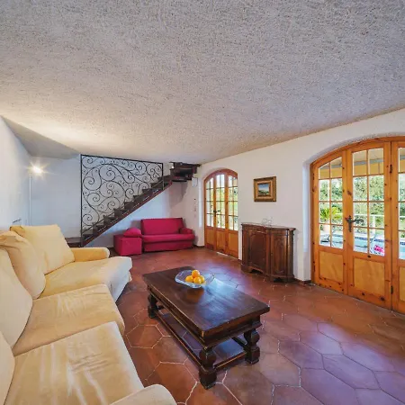 Mistral By Interhome Casa vacanze