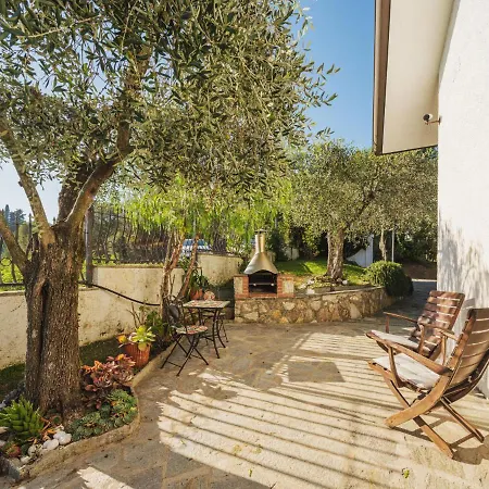 Casa vacanze Mistral By Interhome