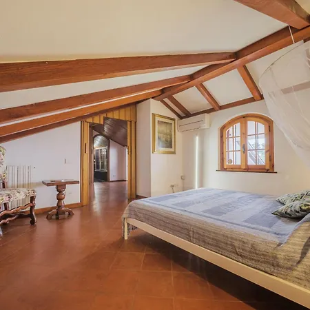 Casa vacanze Mistral By Interhome Corsanico-Bargecchia